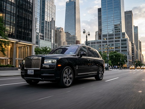 Rolls Royce Cullinan pinnacle luxury SUV transfer